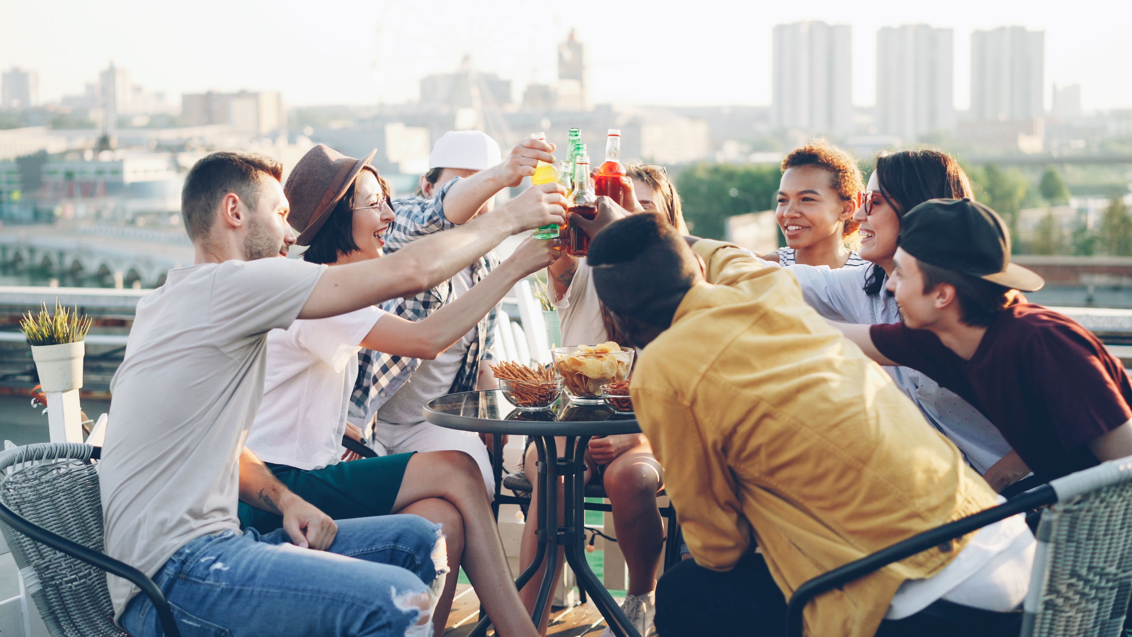 Live map of happy hour pins across Manchester city centre